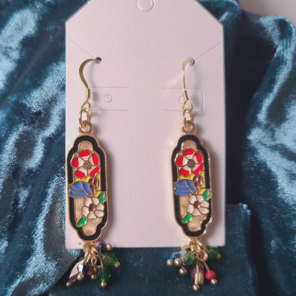 Earrings - Vintage-Inspired Floral Drop Earrings with Multicolor Beads - Picture 4 of 6